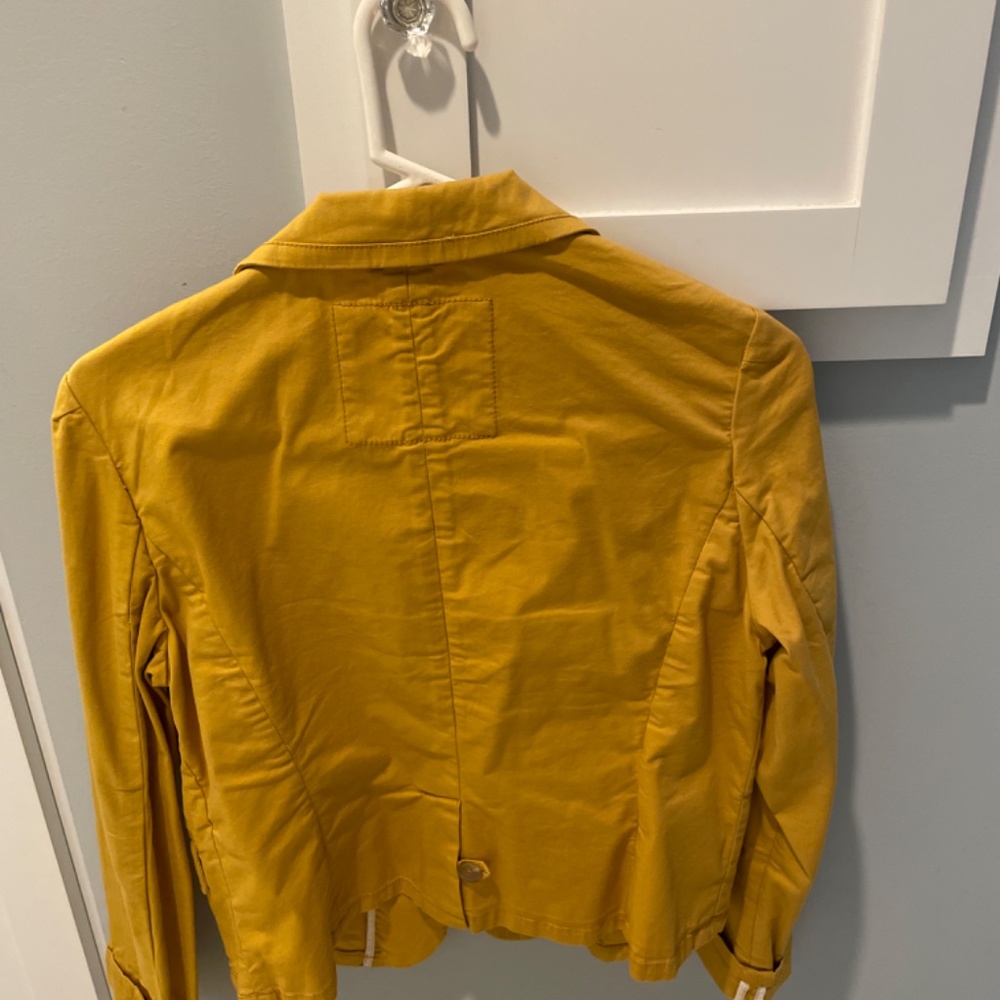 Cropped Blazer - image 3